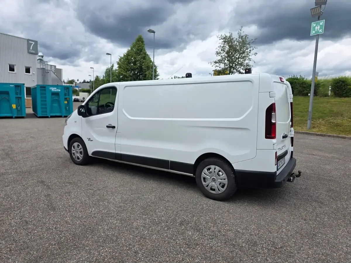 Gebraucht Fiat Talento 146 PS (107 kW) 2017 Weiß Van / Kleinbus