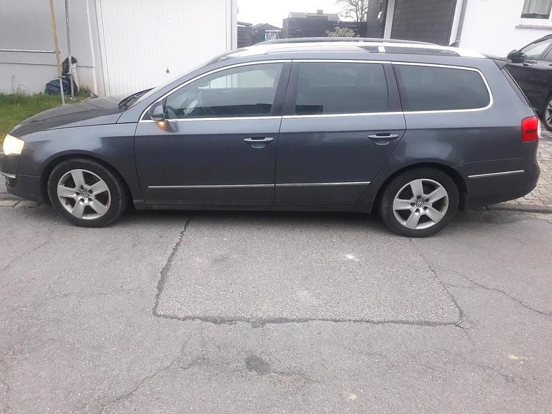 Gebraucht VW Passat 110 PS (80 kW) 2009 Schwarz Kombi