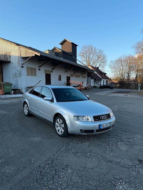 Gebraucht Audi A4 150 PS (110 kW) 2001 Silber Limousine