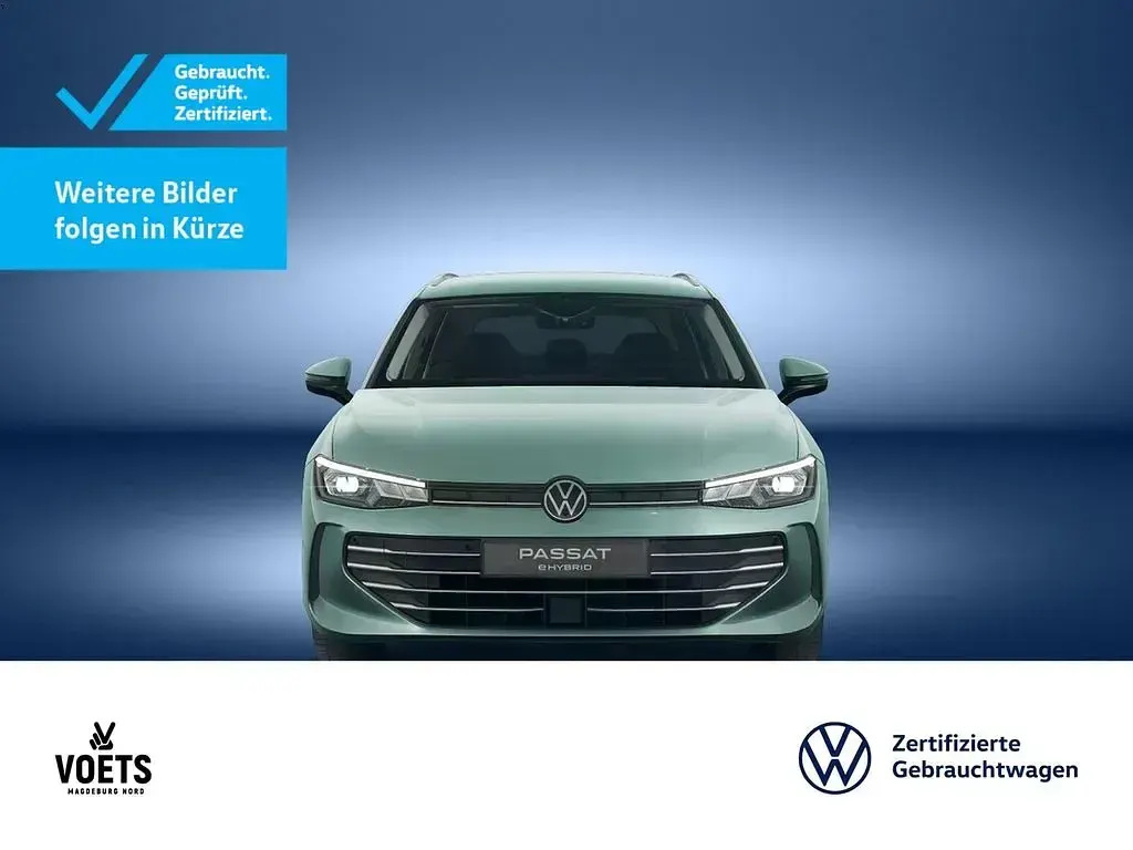 Gebraucht VW Passat 150 PS (110 kW) 2025 Blau Kombi