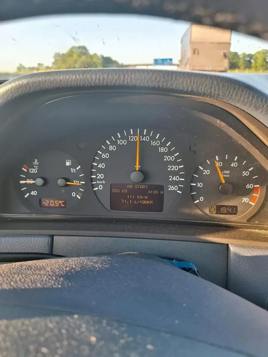 Gebraucht Mercedes E430 279 PS (205 kW) 2000 Weiß Limousine