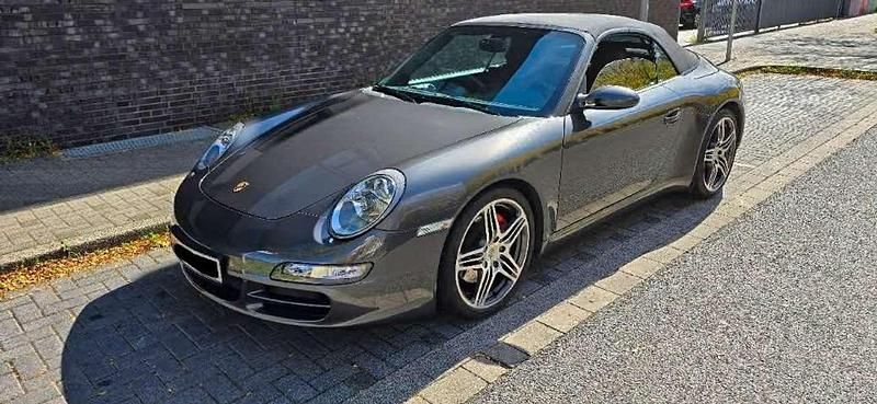 Grau Gebraucht 2006 Porsche 911 Carrera S Cabriolet Cabrio | 64.500 € (Teuer) - Bild 1/4