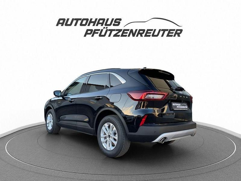 Neu Ford Kuga Titanium 151 PS (111 kW) 2025 Obsidianschwarz metallic SUV