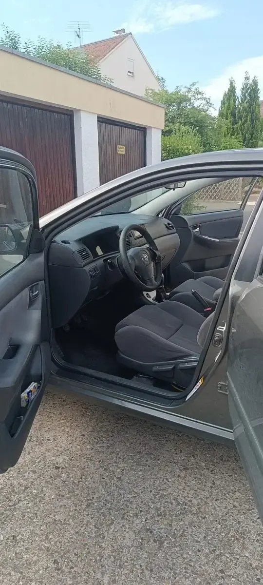 Gebraucht Toyota Corolla 97 PS (71 kW) 2003 Grau Kleinwagen