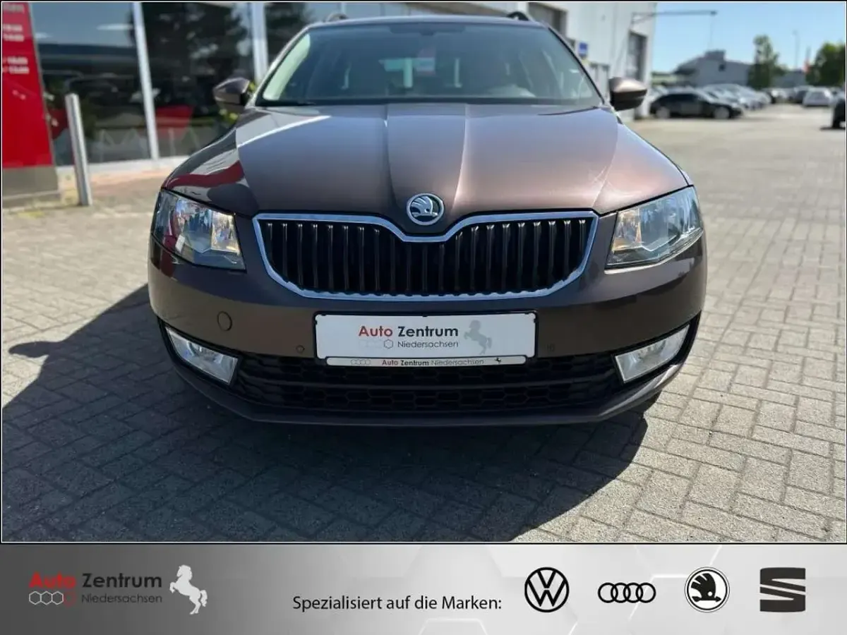 Gebraucht Skoda Octavia Elegance 150 PS (110 kW) 2013 Braun Kombi