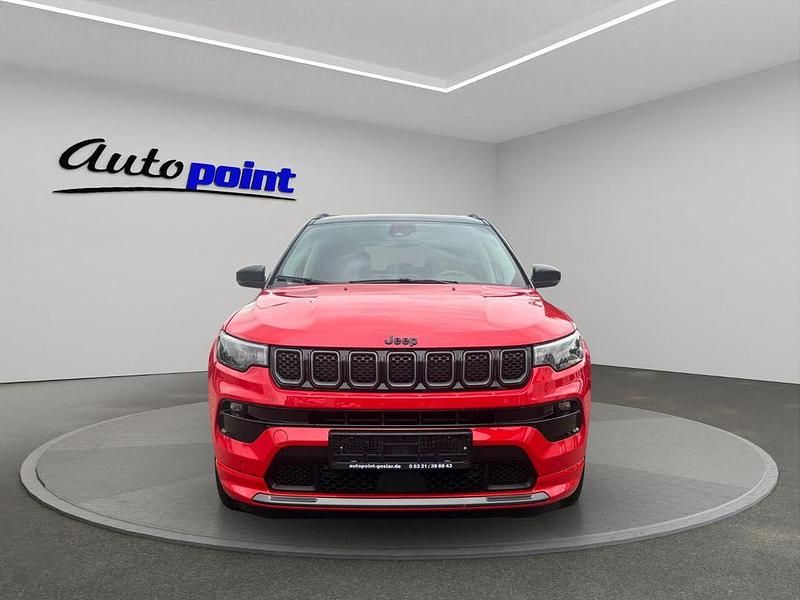 Gebraucht Jeep Compass 241 PS (177 kW) 2022 Rot SUV