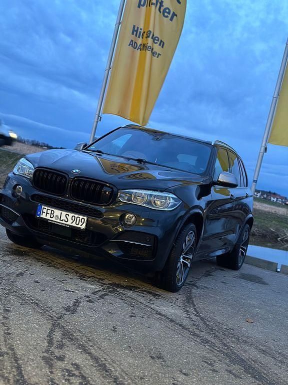 Schwarz Gebraucht 2016 BMW X5 M50 Sport Line SUV | 26.000 € (Teuer) - Bild 1/4