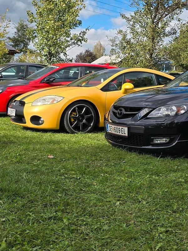 Gelb Gebraucht 2007 Mitsubishi Eclipse Coupé | 11.000 € - Bild 1/4
