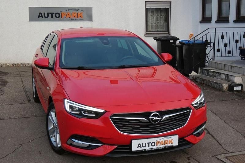 Gebraucht Opel Insignia Innovation 170 PS (125 kW) 2017 Rot Limousine