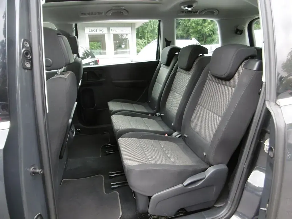 Gebraucht VW Sharan 150 PS (110 kW) 2013 Uranograu Van / Kleinbus
