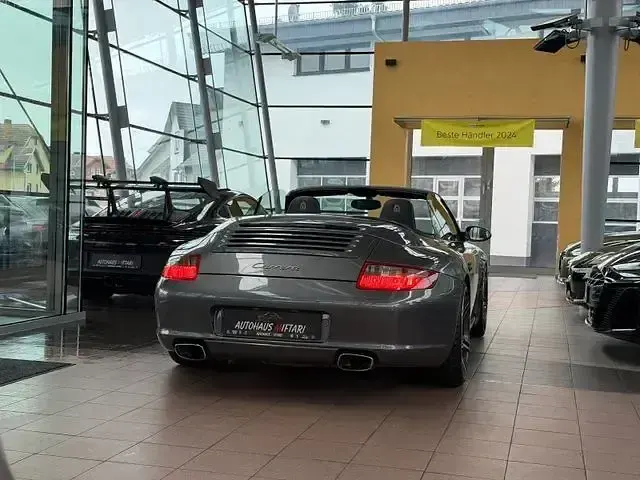 Gebraucht Porsche 911 Carrera 325 PS (239 kW) 2007 Grau Cabrio