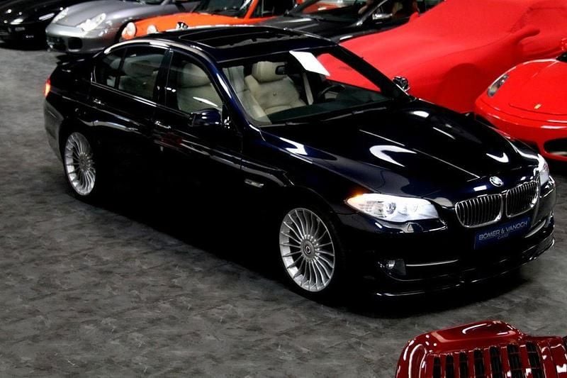 Second-hand Alpina D5 349 CP (256 kW) 2011 Albastru Berlinǎ