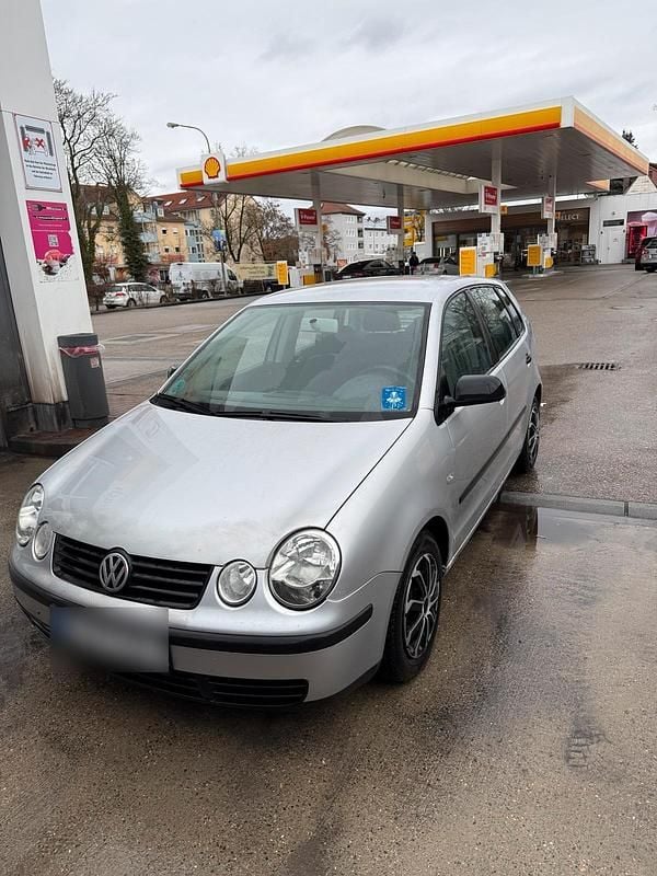 Gebraucht VW Polo 65 PS (47 kW) 2003 Silber Limousine