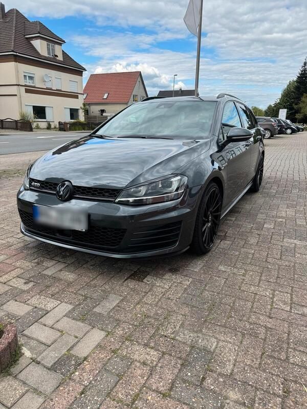 Grau Gebraucht 2016 VW Golf VII GTD Kombi | 13.500 € (Fairer Preis) - Bild 1/4