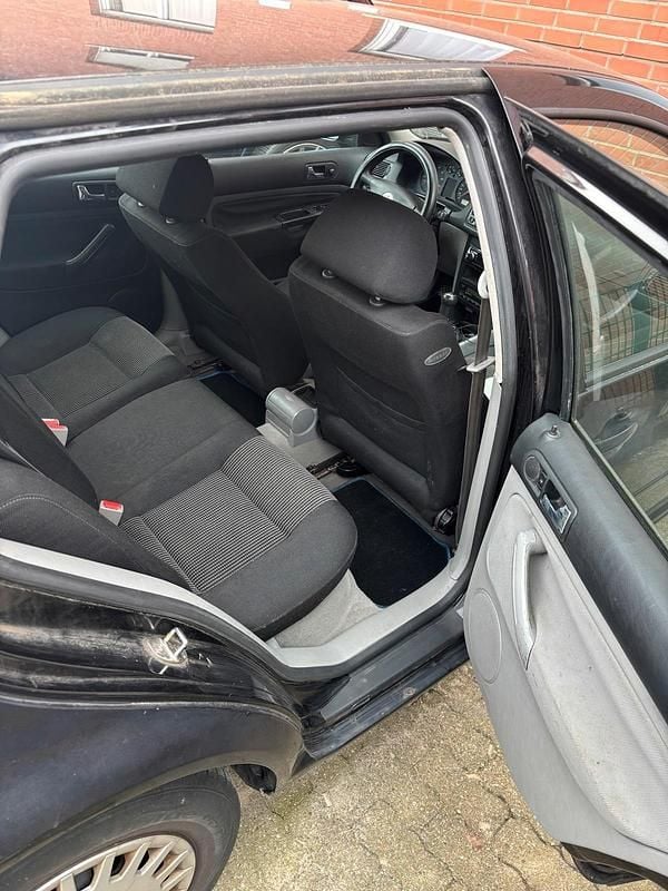 Gebraucht VW Golf III 145 PS (106 kW) 1998 Schwarz Limousine