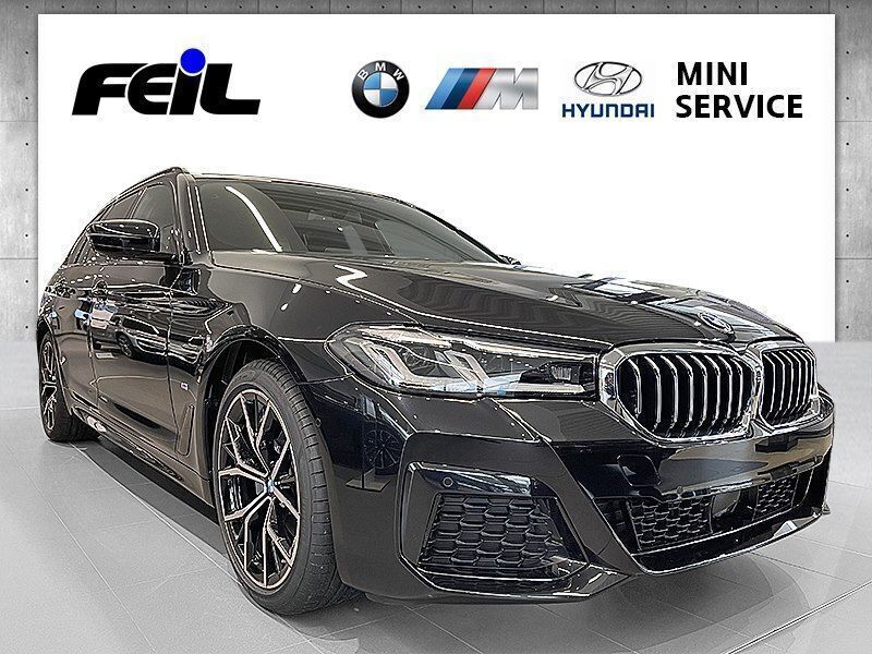 Saphirschwarz Gebraucht 2022 BMW 520 M Sport Kombi | 42.410 € (Etwas zu teuer) - Bild 1/4
