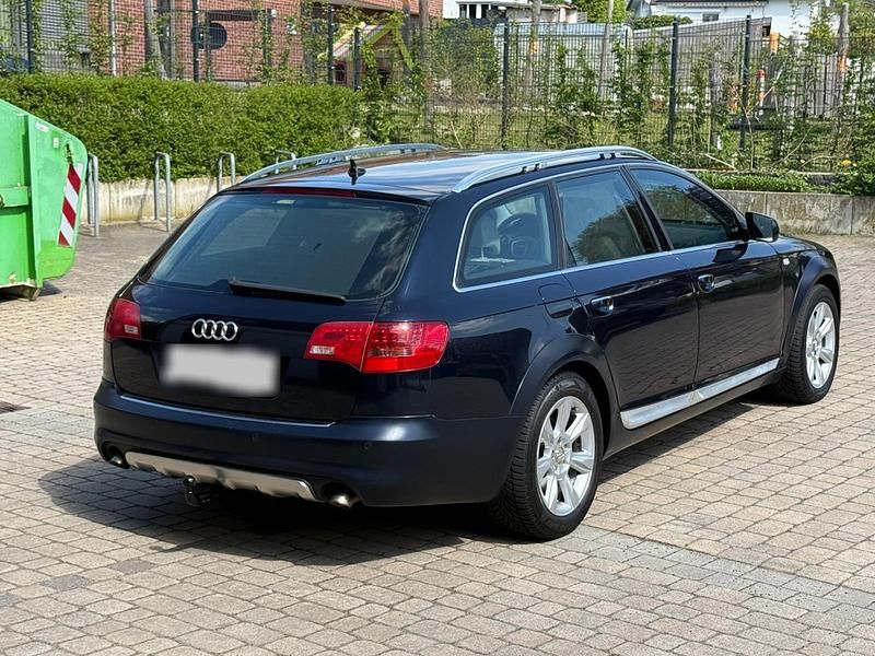 Gebraucht Audi A6 Allroad 232 PS (170 kW) 2006 Blau Kombi