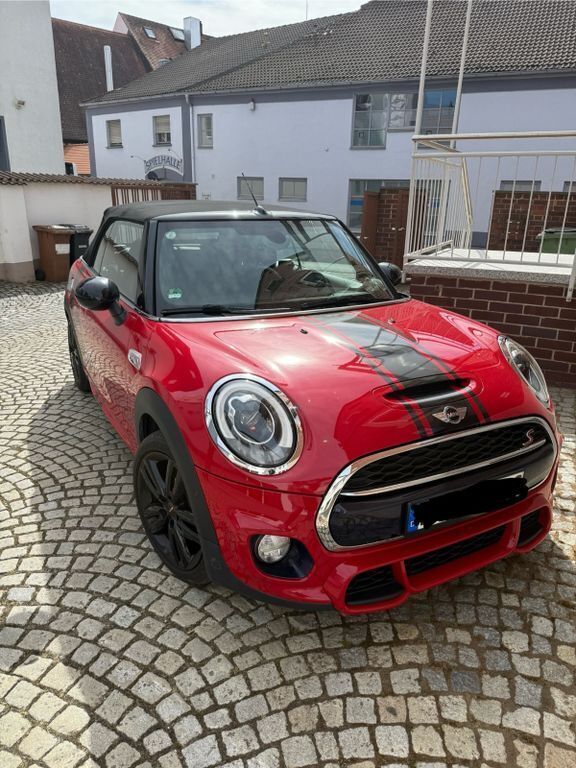 Rot Gebraucht 2016 Mini John Cooper Works Kleinwagen | 18.500 € (Fairer Preis) - Bild 1/4