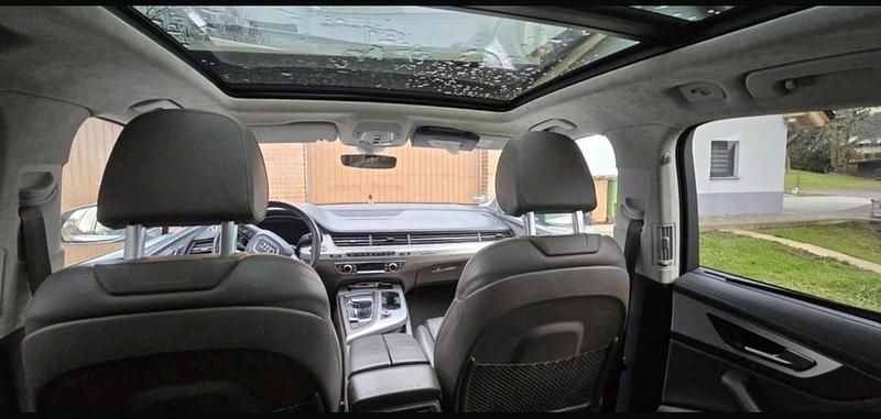 Gebraucht Audi Q7 Ambiente 275 PS (202 kW) 2015 Grau SUV