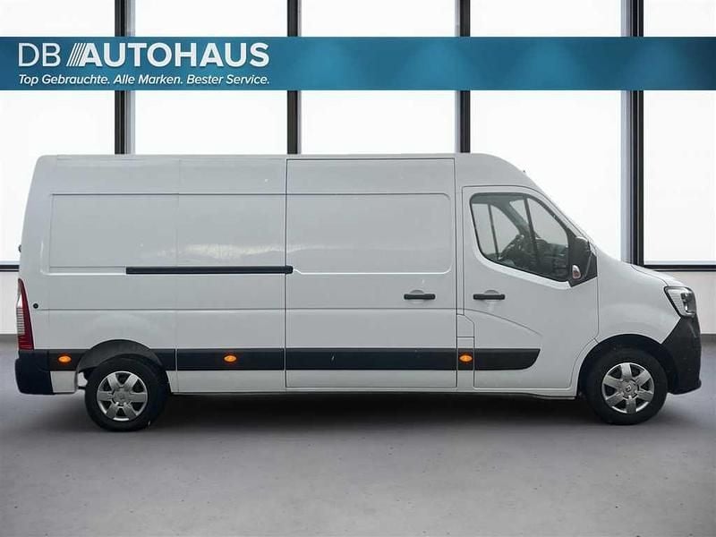 Gebraucht Renault Master Komfort 150 PS (110 kW) 2023 Weiß Van / Kleinbus