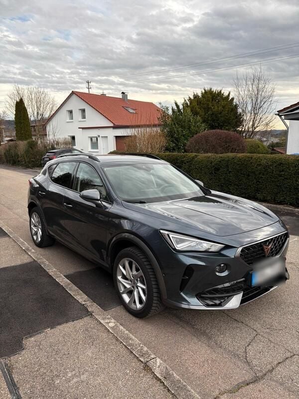 Grau Gebraucht 2024 Cupra Formentor SUV | 29.300 € (Superpreis) - Bild 1/4