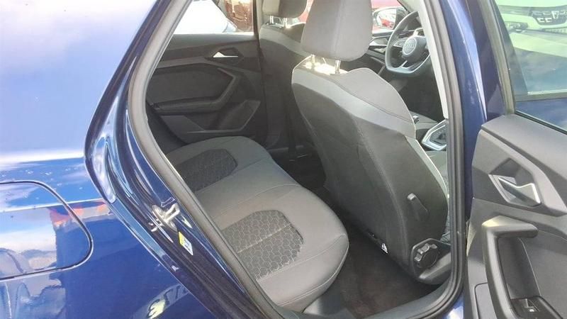 Gebraucht Audi A1 116 PS (85 kW) 2025 Bleu navarre SUV