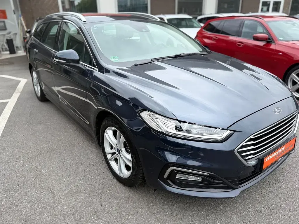 Gebraucht Ford Mondeo Titanium 190 PS (139 kW) 2021 Blau Limousine