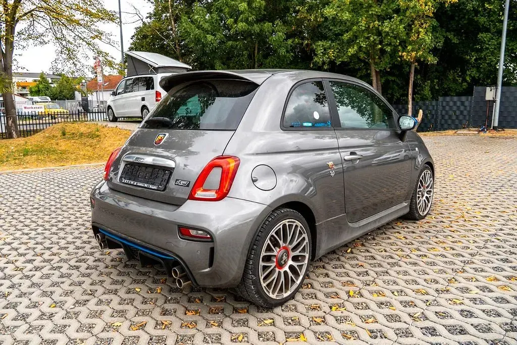 Gebraucht Abarth 595 165 PS (121 kW) 2023 Grau Kleinwagen