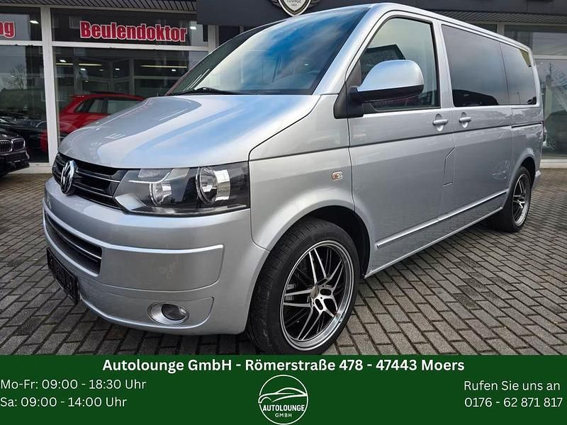 Reflexsilber Gebraucht 2011 VW Multivan Highline Van | 17.990 € (Guter Preis) - Bild 1/4