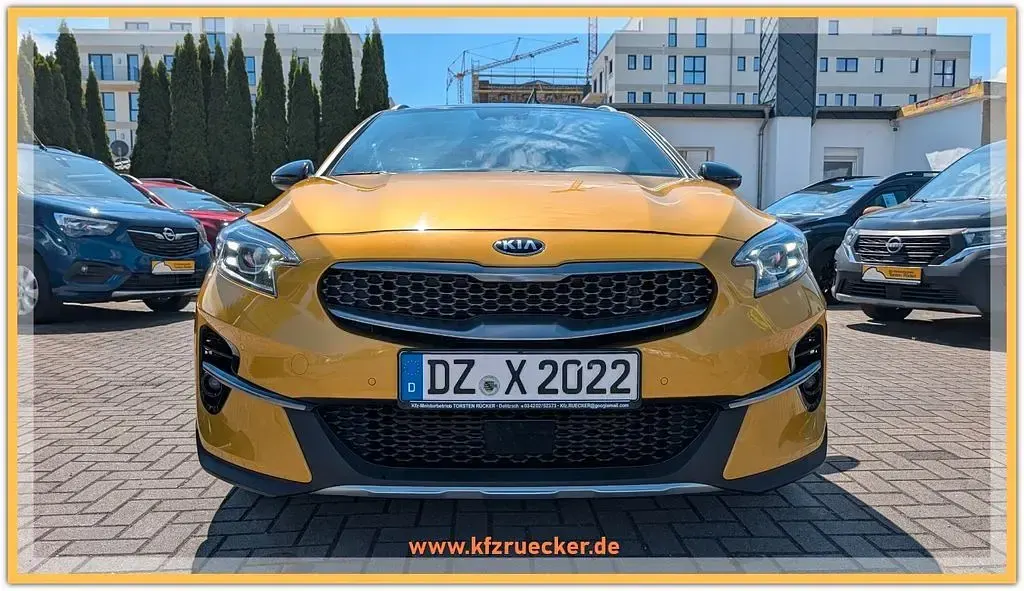 Używany Kia XCeed Launch Edition 204 KM (150 kW) 2019 Żółty SUV