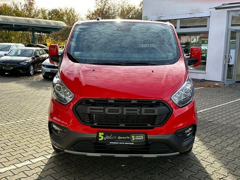 Second-hand Ford Transit Custom 170 CP (125 kW) 2023 Roșu Van