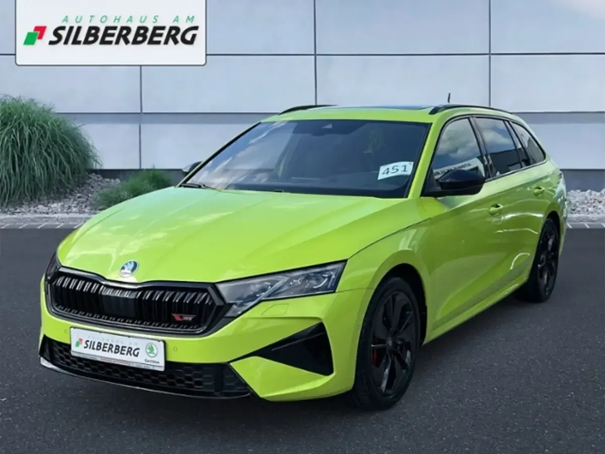 Gebraucht Skoda Octavia RS 265 PS (194 kW) 2025 Mambagrün Kombi