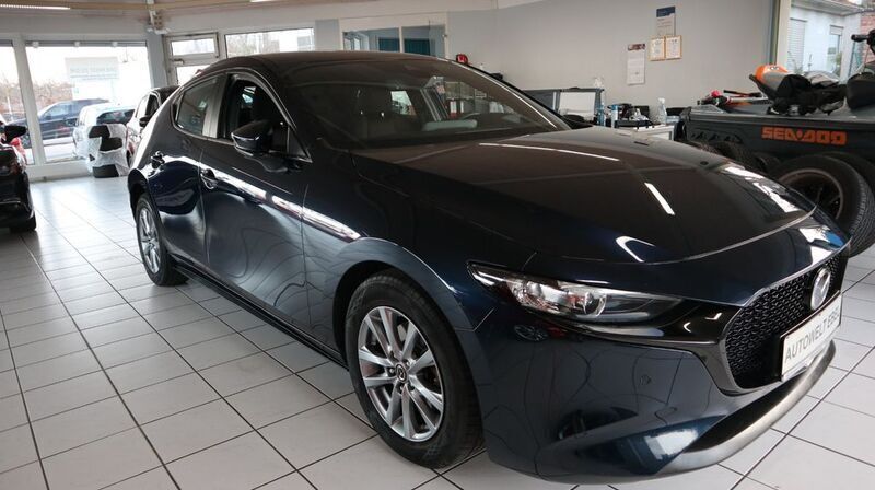Gebraucht Mazda 3 122 PS (89 kW) 2019 Deep crystal blue Limousine