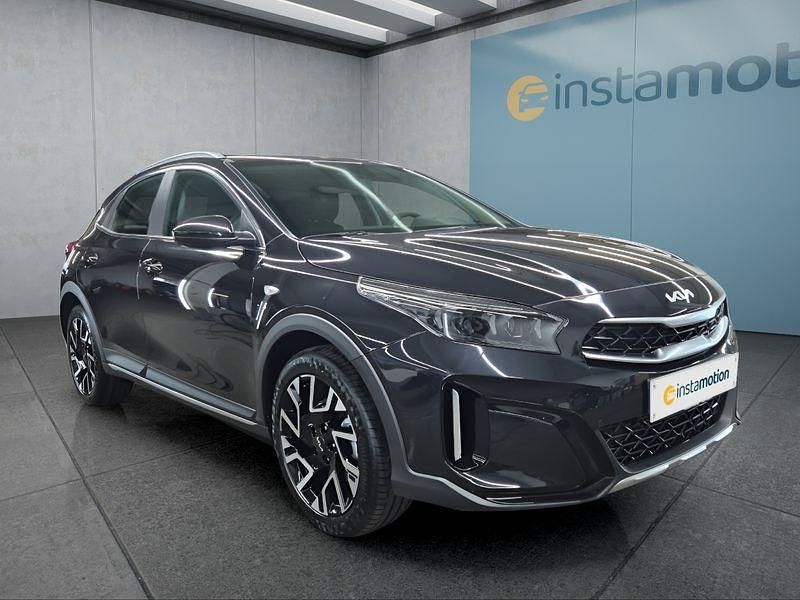 Neu Kia XCeed Vision 101 PS (74 kW) 2025 Silber SUV