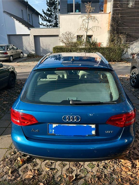 Gebraucht Audi A4 Attraction 160 PS (117 kW) 2008 Blau Kombi