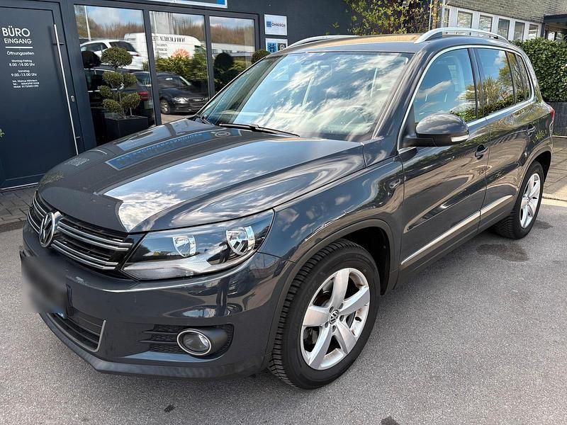 Gebraucht VW Tiguan 125 PS (91 kW) 2015 Grau SUV