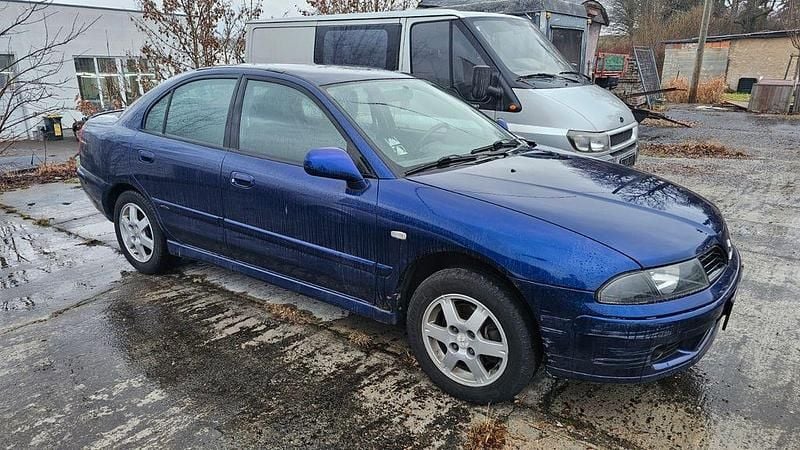 Gebraucht Mitsubishi Carisma 116 PS (85 kW) 2004 Blau Limousine