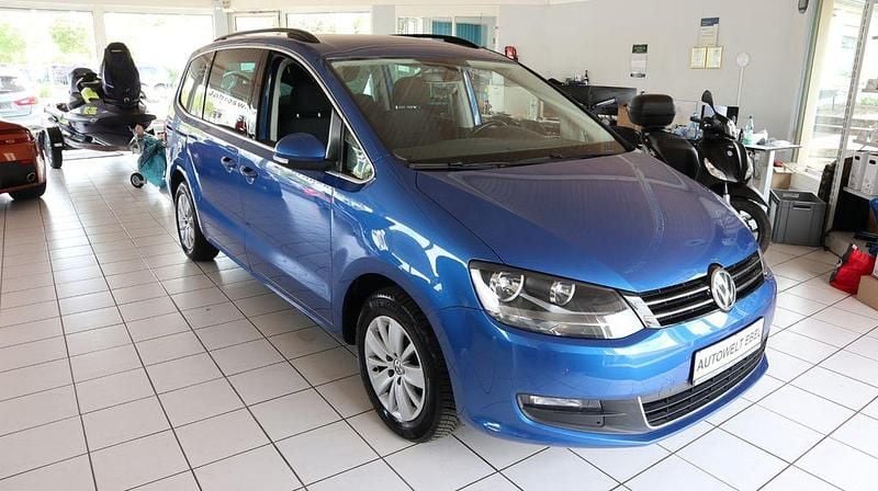 Second-hand VW Sharan 150 CP (110 kW) 2018 Albastru Monovolum