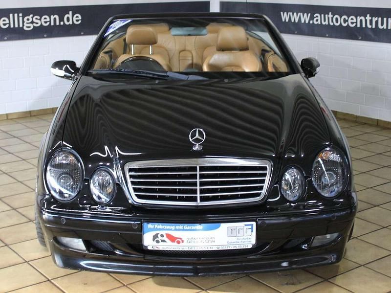 Gebraucht Mercedes CLK430 Elegance 279 PS (205 kW) 2001 Obsidianschwarz metallic Cabrio
