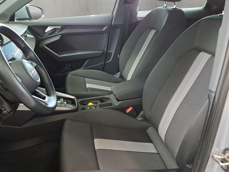 Gebraucht Audi A3 e-tron Advanced Plus 204 PS (150 kW) 2022 Silber metallic Kleinwagen