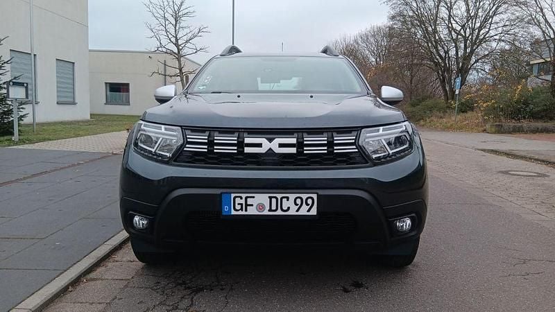 Gebraucht Dacia Duster Essentiel 91 PS (66 kW) 2023 Grau SUV
