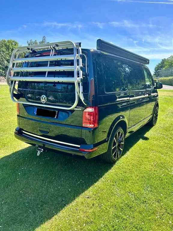 Gebraucht VW Multivan 204 PS (150 kW) 2016 Schwarz Van / Kleinbus