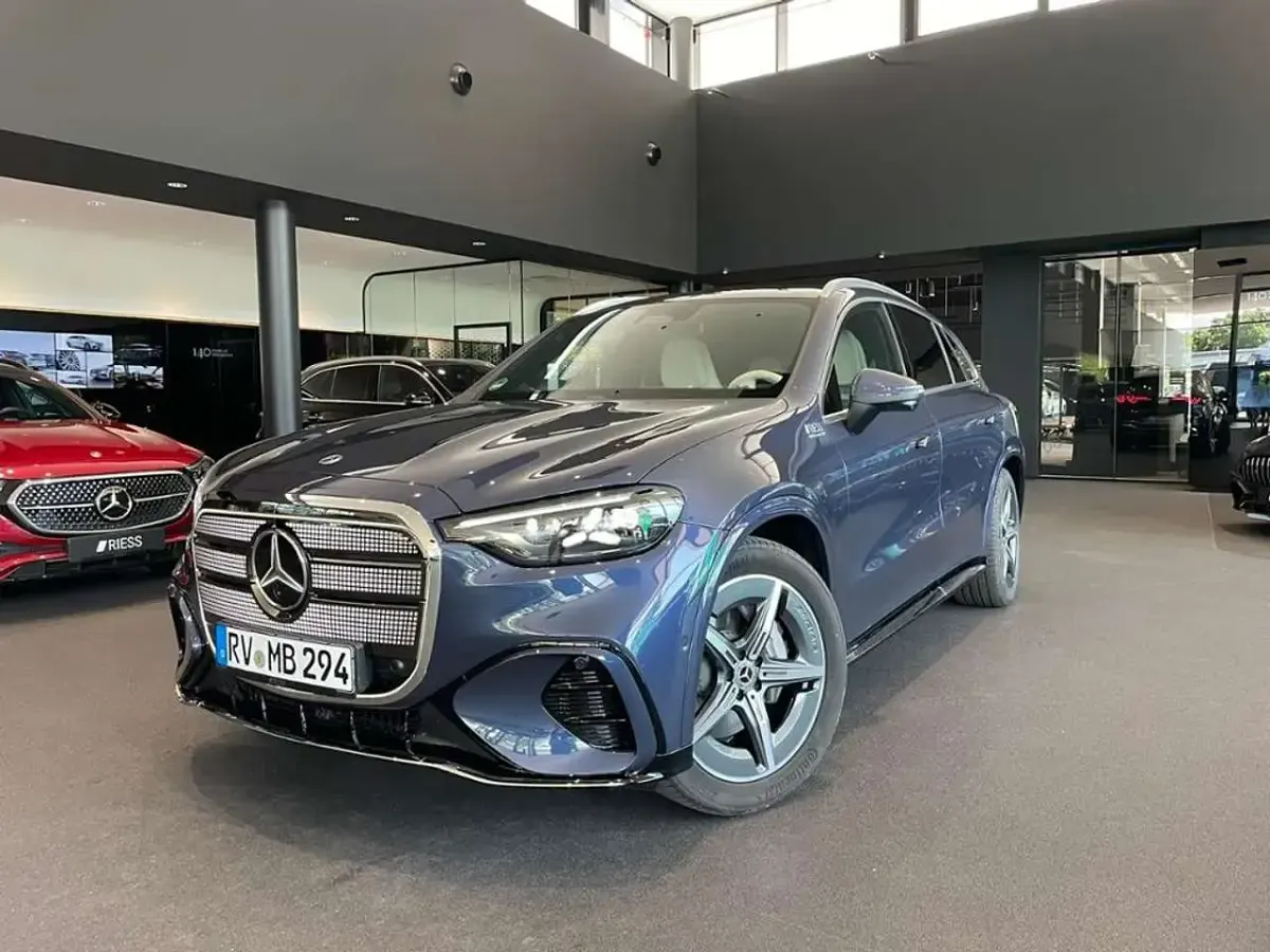 Gebraucht Mercedes GLC400d AMG 360 kW (490 PS) 2026 Blau SUV