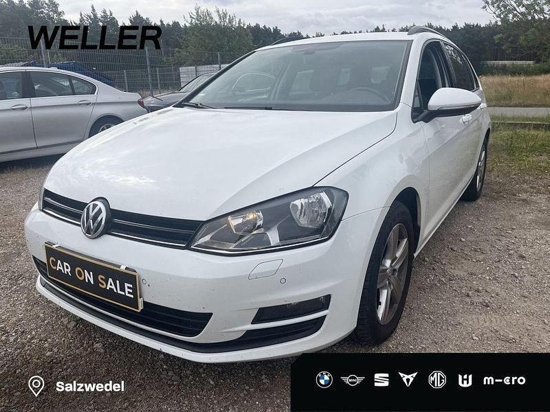 Weiß Gebraucht 2017 VW Golf VII Kombi | 8.950 € (Guter Preis) - Bild 1/4