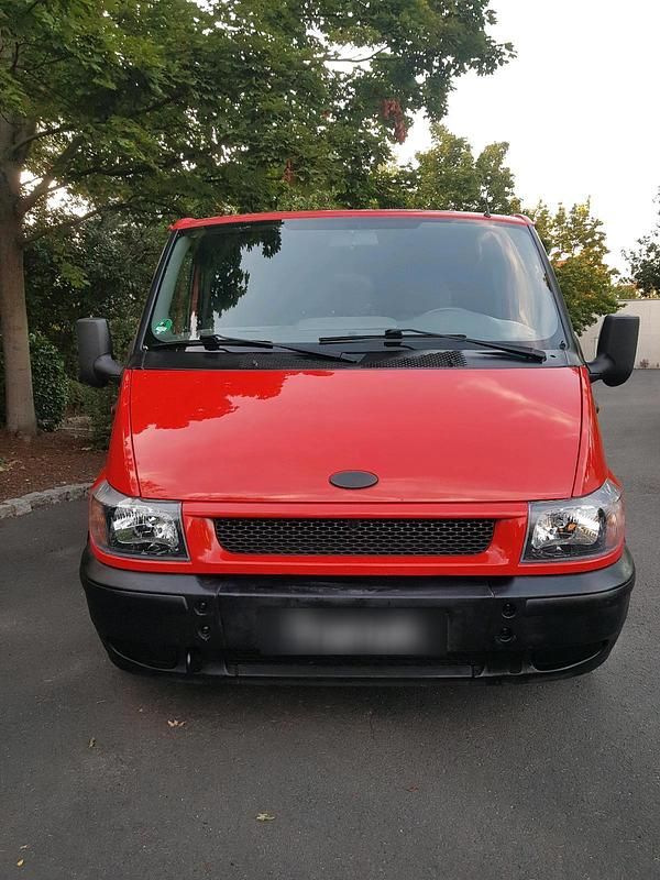 Second-hand Ford Transit 100 CP (73 kW) 2005 Roșu Monovolum