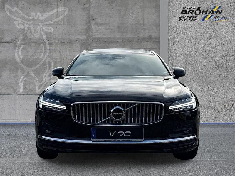 Gebraucht Volvo V90 Plus 197 PS (144 kW) 2024 Onyx black / metallic Kombi