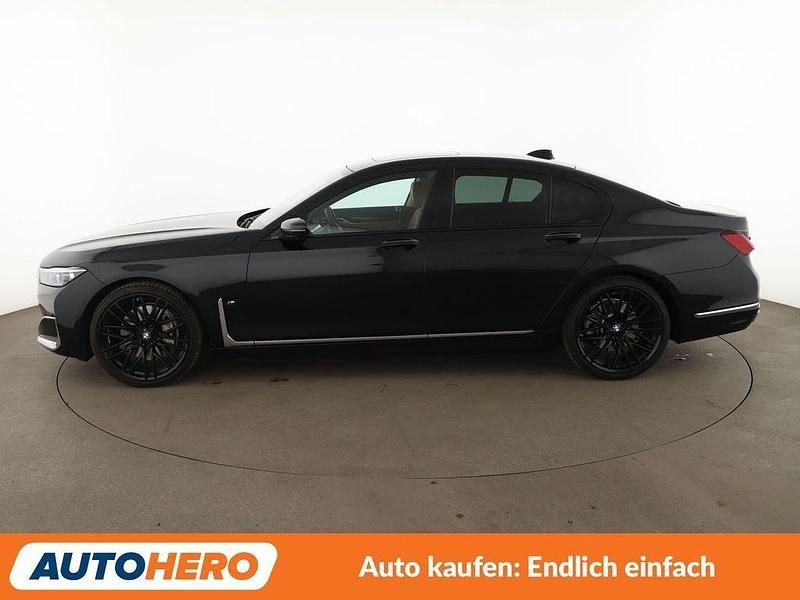 Gebraucht BMW 740 Shadowline 340 PS (250 kW) 2021 Schwarz Limousine