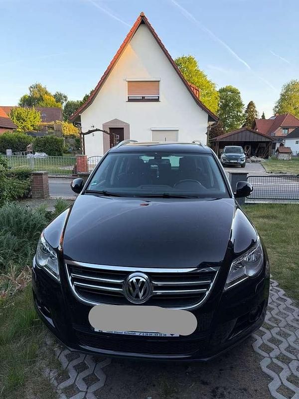 Schwarzmetallc Gebraucht 2010 VW Tiguan SUV | 8.200 € (Guter Preis) - Bild 1/4