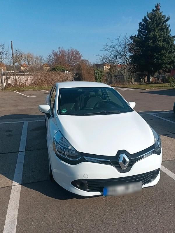 Gebraucht Renault Clio IV Dynamique 70 PS (51 kW) 2015 Weiß Kleinwagen