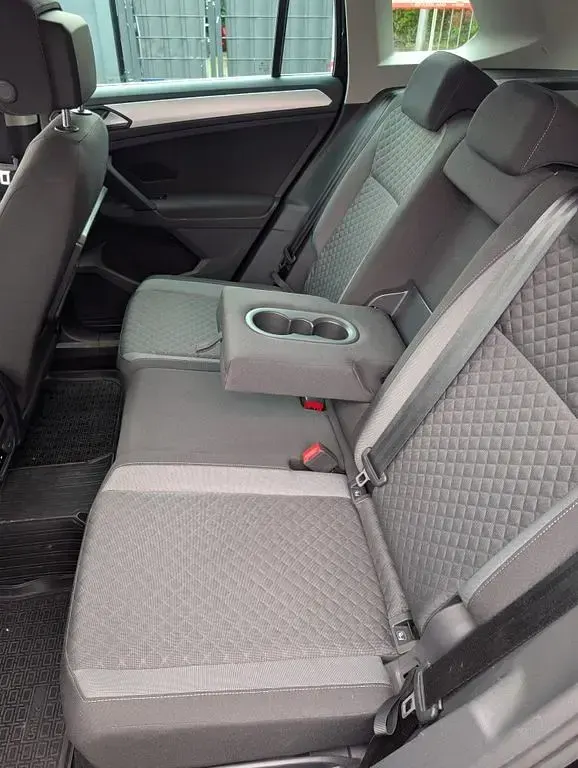 Gebraucht VW Tiguan 150 PS (110 kW) 2020 Schwarz SUV